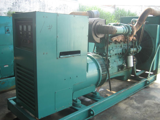 平度租赁发电机- 发电机碳刷磨损的原因是什么