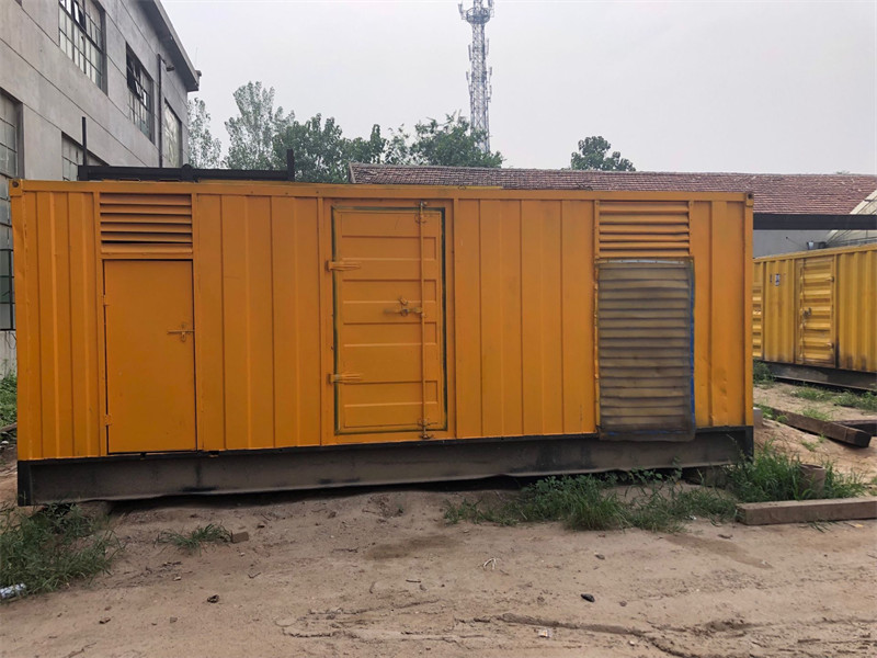 平度柴油发电机如何判断新机油是否已经完全充满机油滤清器？