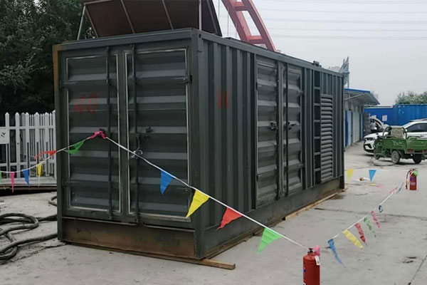 平度发电机租赁空气滤清器多久更换一次？