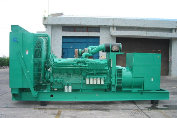 平度工厂发电机应急发电时如何更准确地检查发电机状态？