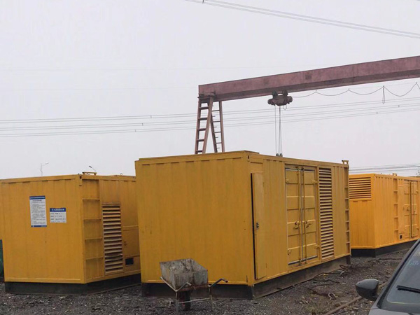 平度100kw柴油发电机组每小时油耗？