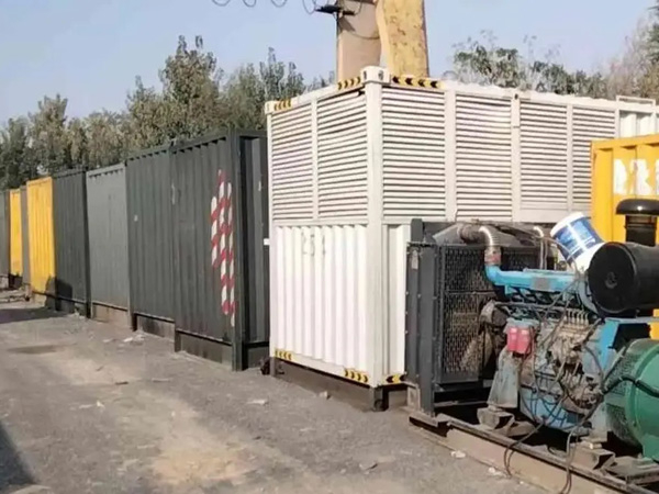 平度200KW柴油发电机机组每小时油耗是多少？