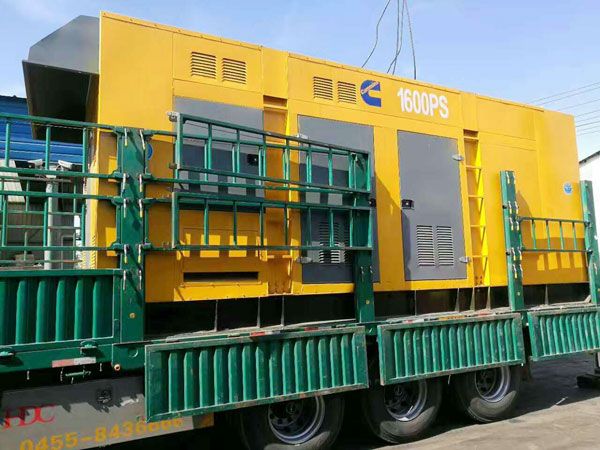 平度测量水冷式机油散热器密封件尺寸时的注意事项有哪些？